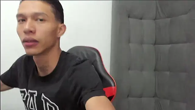 TommyGun 22 online show from February 2026 02:08:01 PM