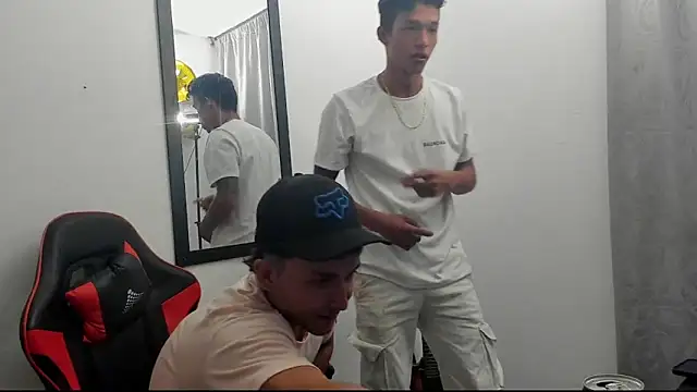 Snapshot of TommyGun_22 chatting on February 2025 12:40:01 AM TommyGun 22 online show from February 2025 12:40:01 AM