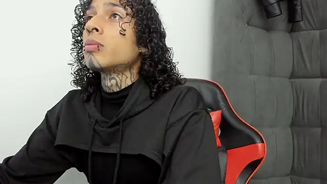 TommyGun 22 online show from February 2026 12:42:02 AM