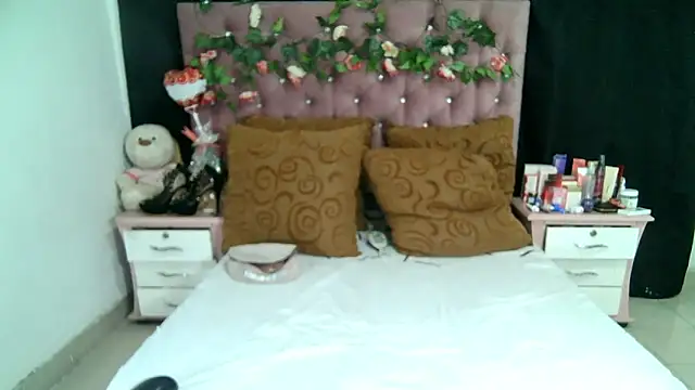 ValeriaTsx online show from September 2025 02:40:02 AM