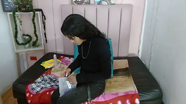 camilawilliams707rs online show from April 2026 04:03:01 AM