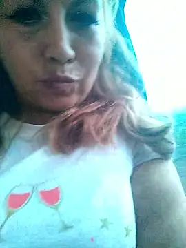 Kazsandraa online show from January 2026 04:22:02 PM