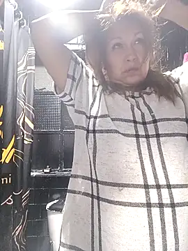 Kazsandraa online show from March 2026 04:19:01 AM