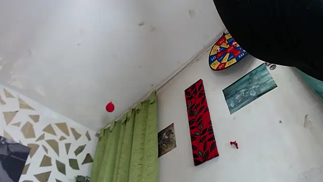 Kazsandraa online show from March 2026 04:31:02 AM