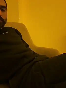 Snapshot of Soinanai chatting on October 2025 10:09:02 PM Soinanai online show from October 2025 10:09:02 PM