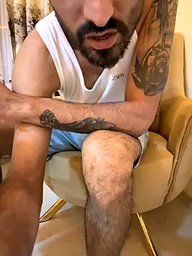 Snapshot of Soinanai chatting on September 2025 07:05:01 PM Soinanai online show from September 2025 07:05:01 PM