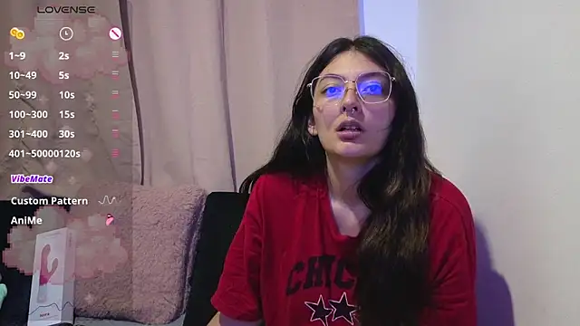lessliee22  online show from May 2026 07:23:01 AM