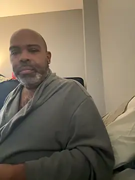 ChiRaqb8 online show from November 2025 02:39:02 PM