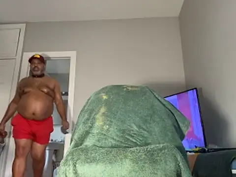 ChiRaqb8 online show from February 2026 10:42:02 PM