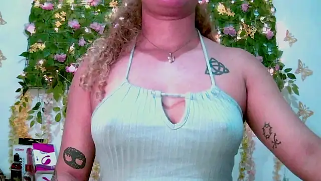 Crysrus online show from March 2026 07:47:02 PM