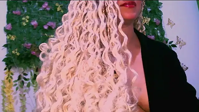 Crysrus online show from November 2025 12:03:01 AM