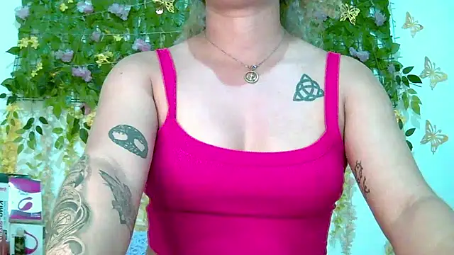 Crysrus online show from June 2026 12:44:02 AM