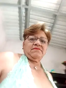 Madrastrahot69 online show from November 2025 03:59:01 PM