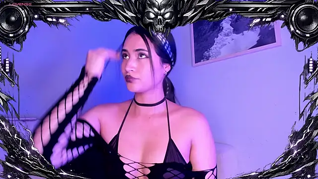 lara madisson online show from May 2026 08:08:02 AM