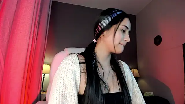 lara madisson online show from March 2026 02:40:01 AM