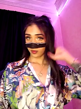 ---sophia--- online show from October 2025 09:16:02 PM