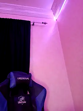 ---sophia--- online show from October 2025 09:59:02 PM