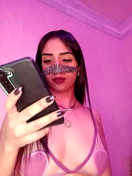 ---sophia--- online show from November 2025 07:28:01 PM