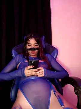 ---sophia--- online show from November 2025 06:06:02 AM