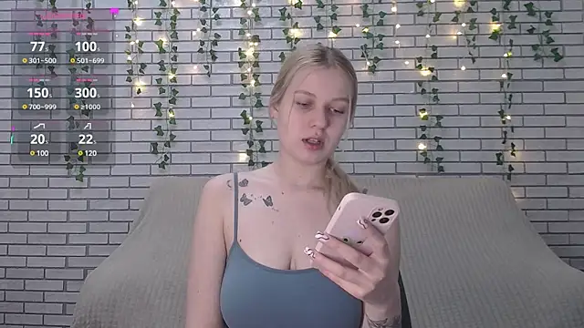 EmiliaDuchess online show from February 2025 06:13:01 AM