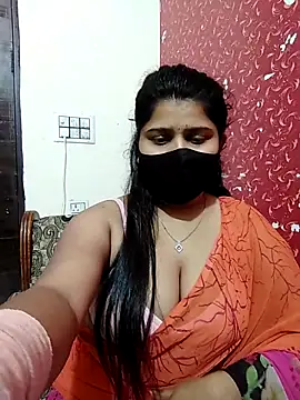 Snapshot of Hotty-simran chatting on March 2025 04:57:02 AM Hotty-simran online show from March 2025 04:57:02 AM