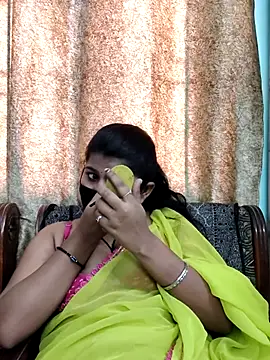 Hotty-simran online show from February 2026 04:32:01 AM