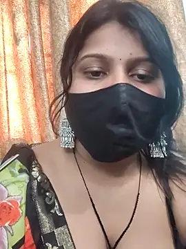 Snapshot of Hotty-simran chatting on October 2025 06:04:02 AM Hotty-simran online show from October 2025 06:04:02 AM