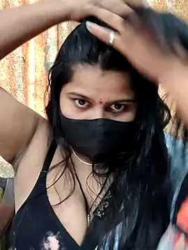 Hotty-simran online show from November 2025 04:49:02 AM