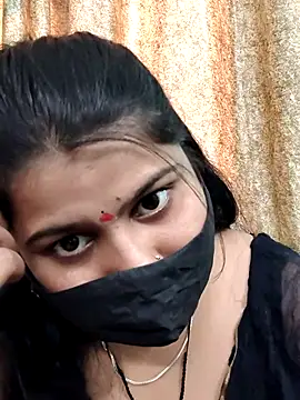 Hotty-simran online show from November 2025 04:22:02 AM