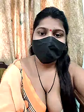 Snapshot of Hotty-simran chatting on October 2025 04:24:02 AM Hotty-simran online show from October 2025 04:24:02 AM