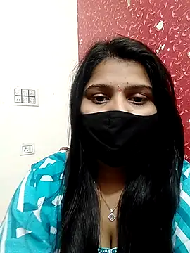 Snapshot of Hotty-simran chatting on February 2025 04:24:01 AM Hotty-simran online show from February 2025 04:24:01 AM