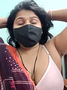 Snapshot of Hotty-simran chatting on October 2025 04:38:01 AM Hotty-simran online show from October 2025 04:38:01 AM