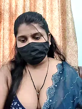 Snapshot of Hotty-simran chatting on September 2025 04:23:01 AM Hotty-simran online show from September 2025 04:23:01 AM