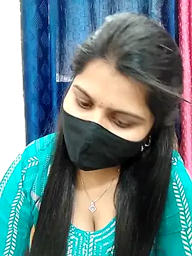 Snapshot of Hotty-simran chatting on February 2025 08:39:01 AM Hotty-simran online show from February 2025 08:39:01 AM