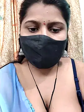Snapshot of Hotty-simran chatting on October 2025 04:44:02 AM Hotty-simran online show from October 2025 04:44:02 AM