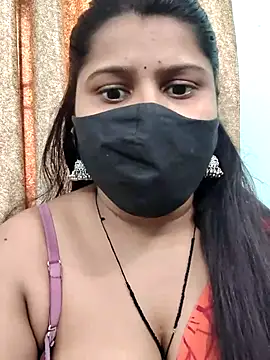 Snapshot of Hotty-simran chatting on October 2025 04:43:01 AM Hotty-simran online show from October 2025 04:43:01 AM