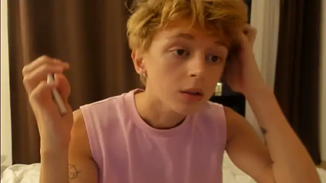 agelandreww online show from April 2026 04:44:02 PM