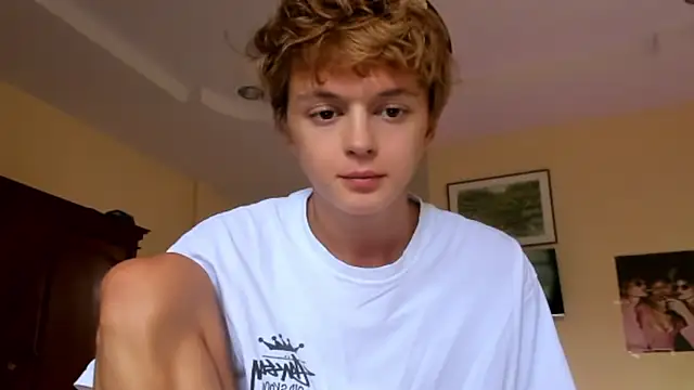 agelandreww online show from February 2026 08:11:02 AM