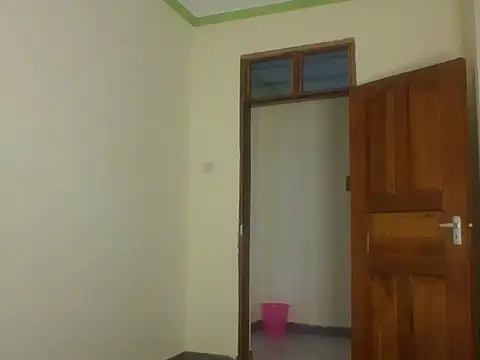 Apple bitch online show from November 2025 04:40:02 AM