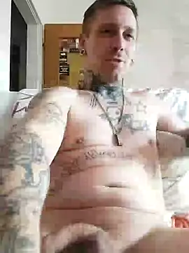 Snapshot of Schabernack1990 chatting on December 2024 09:19:02 AM Schabernack1990 online show from December 2024 09:19:02 AM