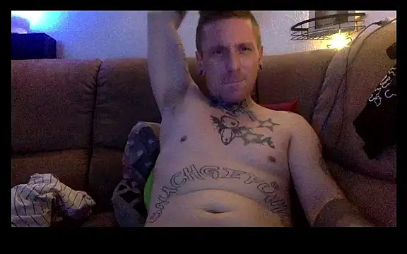 Snapshot of Schabernack1990 chatting on January 2025 05:43:02 AM Schabernack1990 online show from January 2025 05:43:02 AM