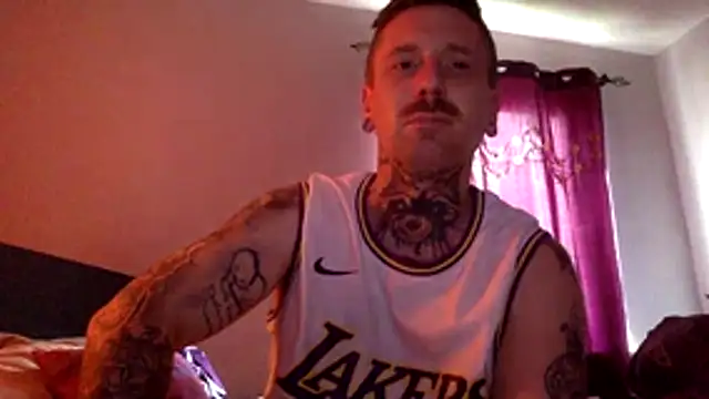 Snapshot of Schabernack1990 chatting on November 2025 07:35:01 AM Schabernack1990 online show from November 2025 07:35:01 AM