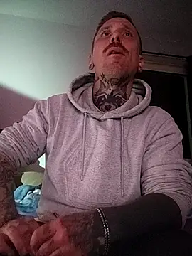 Snapshot of Schabernack1990 chatting on October 2025 09:56:01 PM Schabernack1990 online show from October 2025 09:56:01 PM