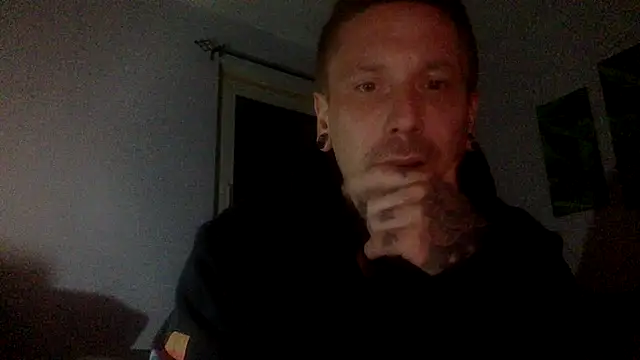 Snapshot of Schabernack1990 chatting on September 2025 08:49:02 PM Schabernack1990 online show from September 2025 08:49:02 PM