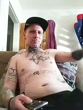 Snapshot of Schabernack1990 chatting on March 2025 12:00:01 PM Schabernack1990 online show from March 2025 12:00:01 PM