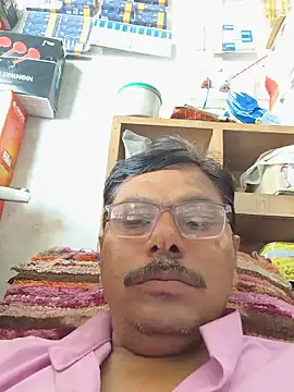 Snapshot of Srmotrs chatting on July 2026 08:24:01 AM Srmotrs online show from July 2026 08:24:01 AM