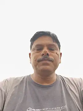 Snapshot of Srmotrs chatting on June 2026 11:49:01 AM Srmotrs online show from June 2026 11:49:01 AM