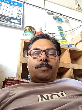Snapshot of Srmotrs chatting on June 2026 05:12:02 AM Srmotrs online show from June 2026 05:12:02 AM