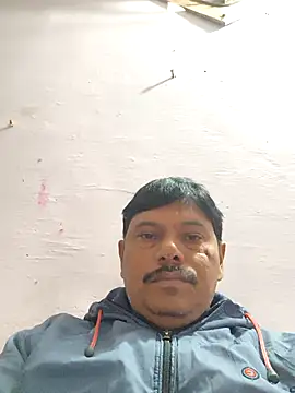 Snapshot of Srmotrs chatting on November 2025 02:55:02 AM Srmotrs online show from November 2025 02:55:02 AM