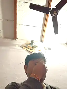 Snapshot of Srmotrs chatting on November 2025 01:32:02 AM Srmotrs online show from November 2025 01:32:02 AM